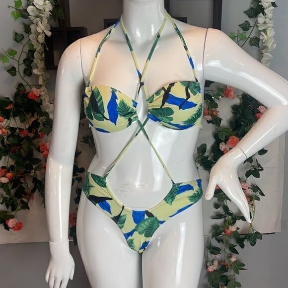 Tropical Halter 2 Piece Bikini Triangle Top Criss Cross‎ Front size Large RefFNB - Picture 6 of 10
